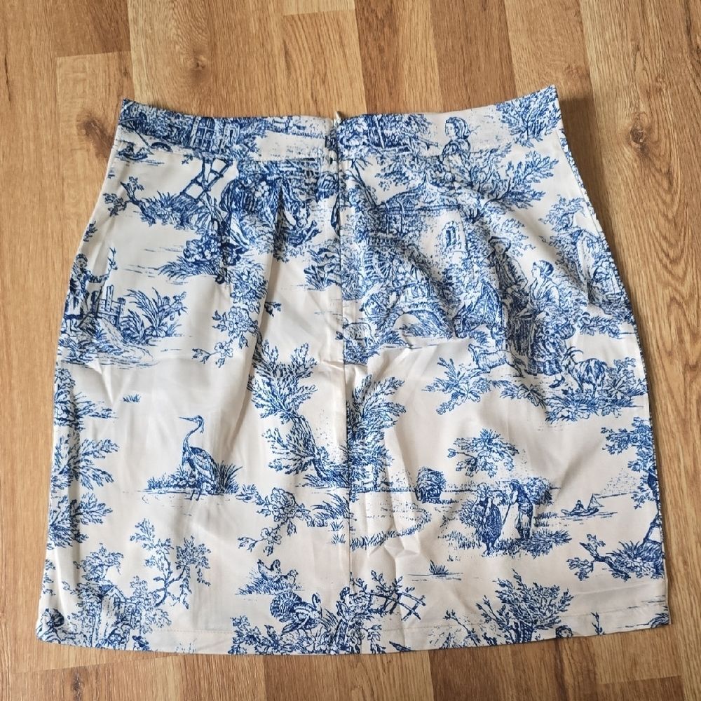Cider Toile de Jouy Mini Skirt - Picture 3 of 7